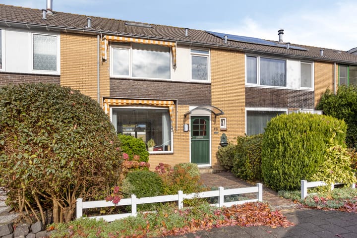 Photo of property Koopvaardijstraat 52, Zaandam