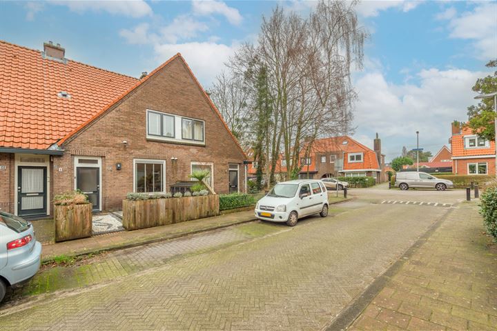 Koopweg 83 in Bussum