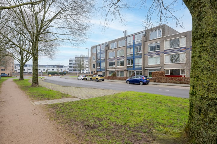 Photo of property Kopenhagensingel 85, Alphen aan den Rijn