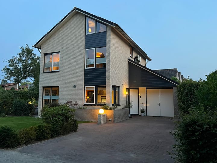 Kopenhagenstraat 38 in Hengelo photo