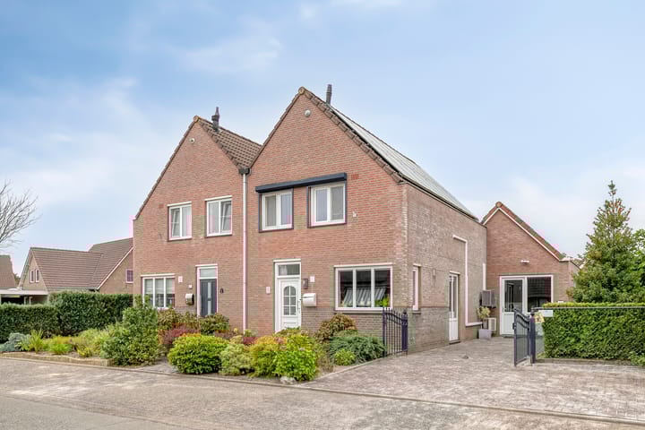 Photo of property Koperslagerstraat 3, Well L