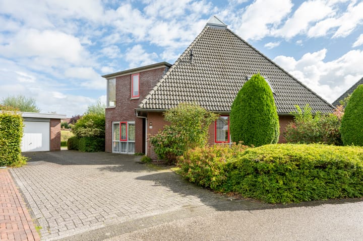 Koraaldreef 18 in Emmen
