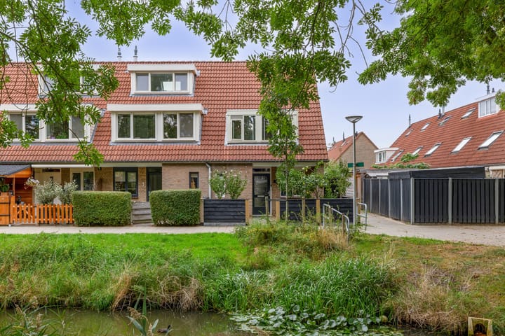 Korenakker 1 in Waddinxveen