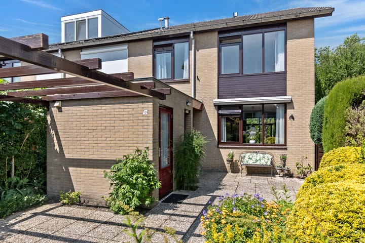 Korenbloem 10 in Leiden