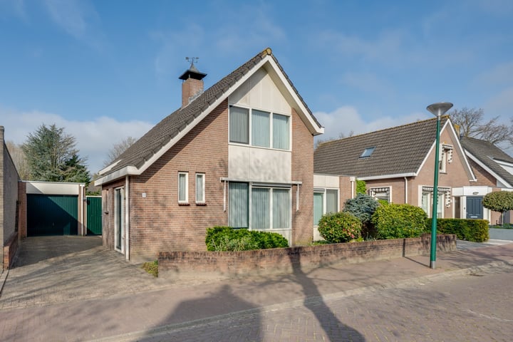 Photo of property Korenbloem 13, Molenschot