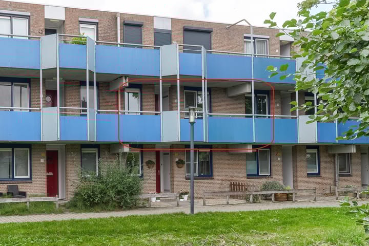 Korenbloem 38 in Zwaag