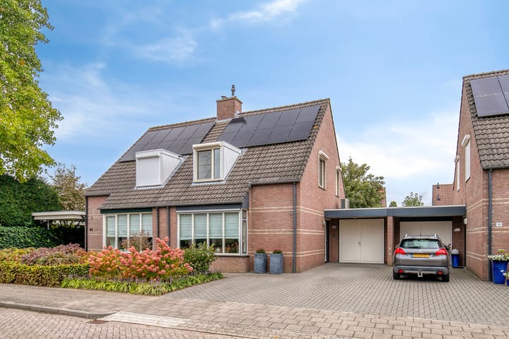 Korenbloem 38 in Helden