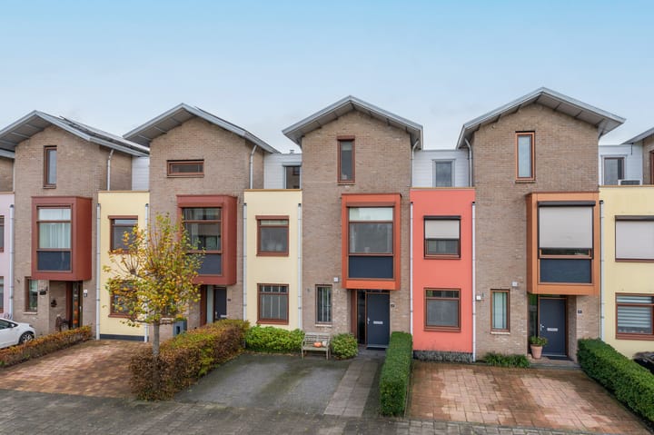 Korenbloem 43 in Mijdrecht