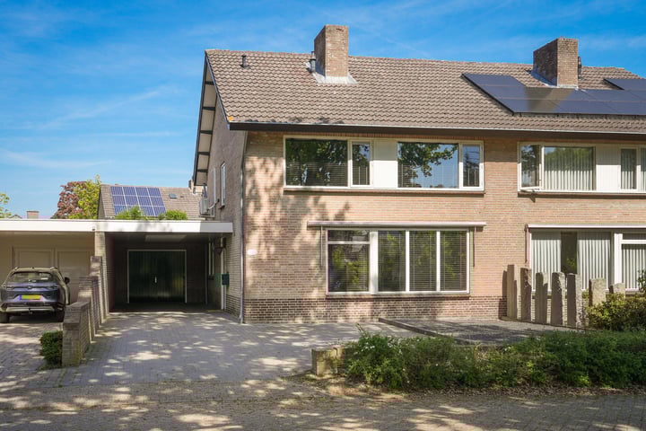 Korenbloemstraat 17 in Schijndel