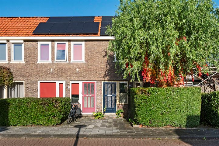 Korenbloemstraat 26 in Groningen