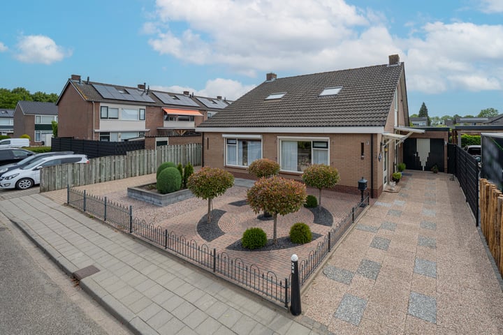 Korenbloemstraat 3 in Eck en Wiel