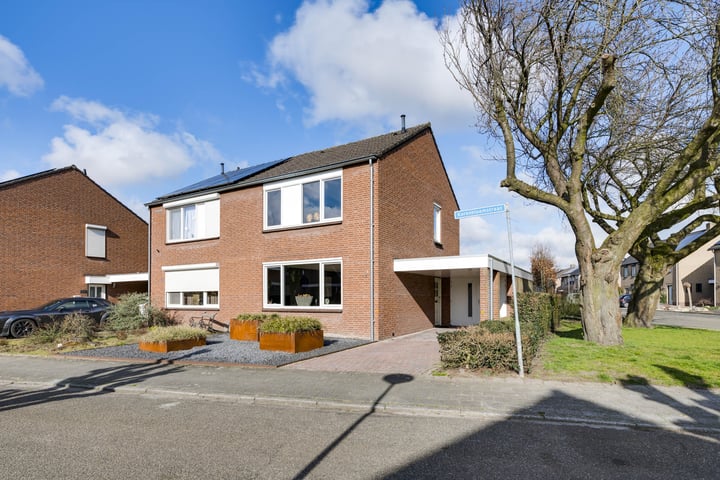 Photo of property Korenbloemstraat 43, Roggel