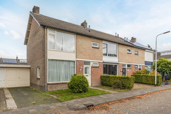 Korenbloemstraat 6 in Berkel-Enschot