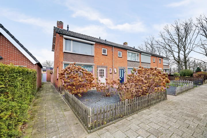 Korenbloemstraat 8 in Waalwijk