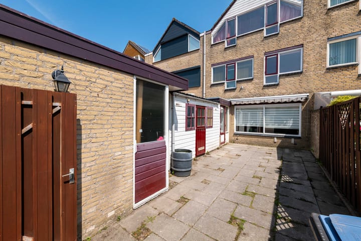 Photo of property Korenschoof 99, Hellevoetsluis