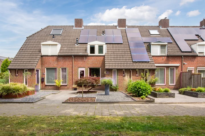 Korfvlechterwei 38 in Valkenswaard