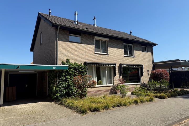 Kornoeljelaan 42 in Valkenswaard