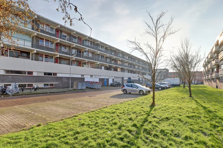 Photo of property Kort-Ambachtlaan 193, Zwijndrecht