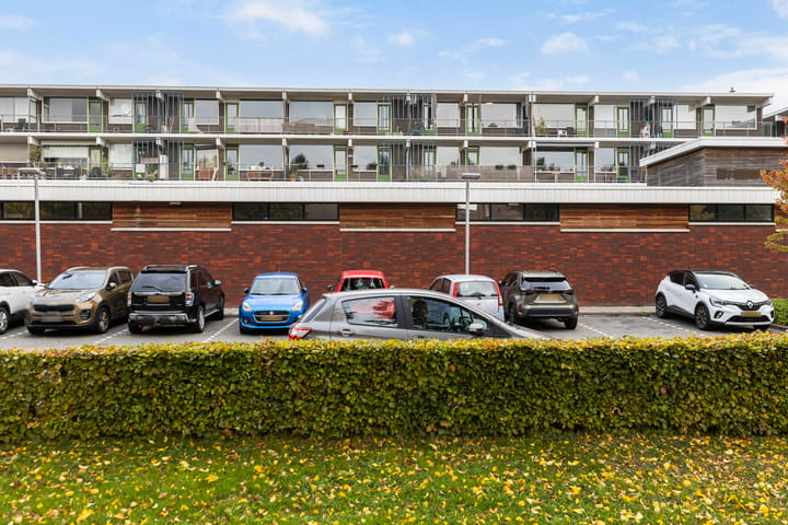 Photo of property Kort-Ambachtlaan 85, Zwijndrecht