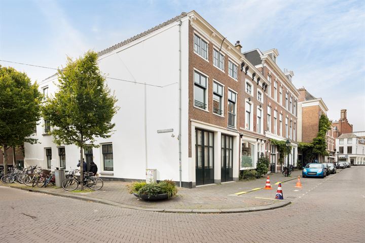 Korte Lombardstraat 1 in 's-Gravenhage