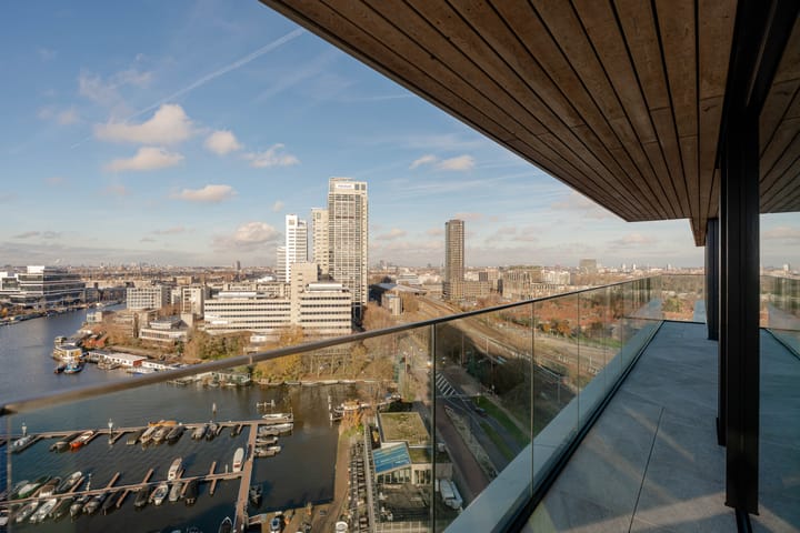 Korte Ouderkerkerdijk 1P-3 in Amsterdam