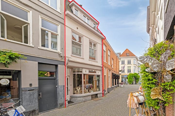 Kortemeestraat 2 in Bergen op Zoom foto