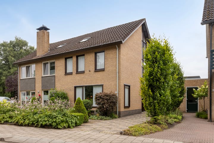 Kortenaerstraat 61 in Haaksbergen
