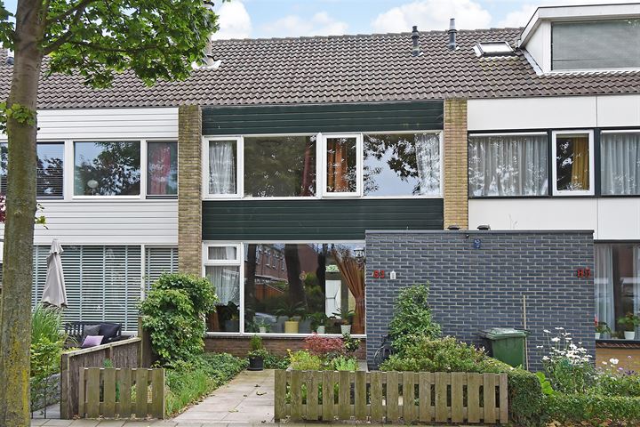 Kortenaerstraat 83 in Maasdijk