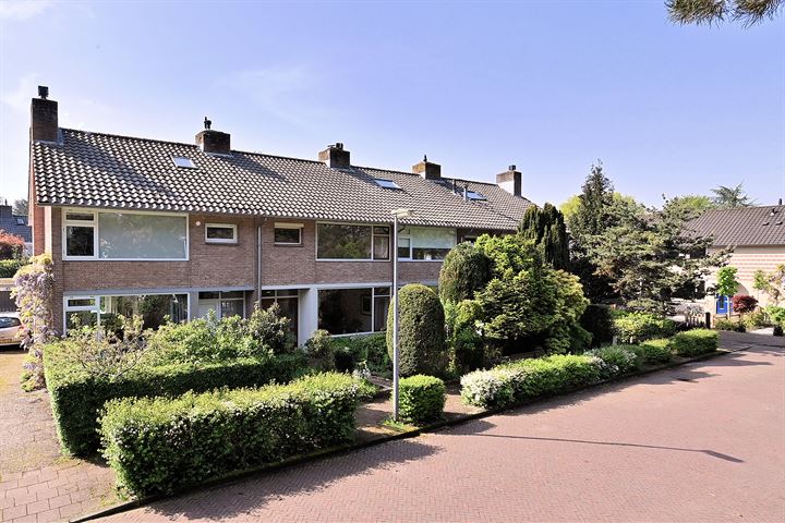 Kostverloren 12 in Laren