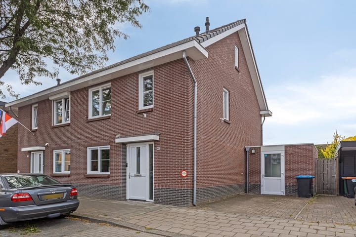 Kottendijk 63 in Enschede photo