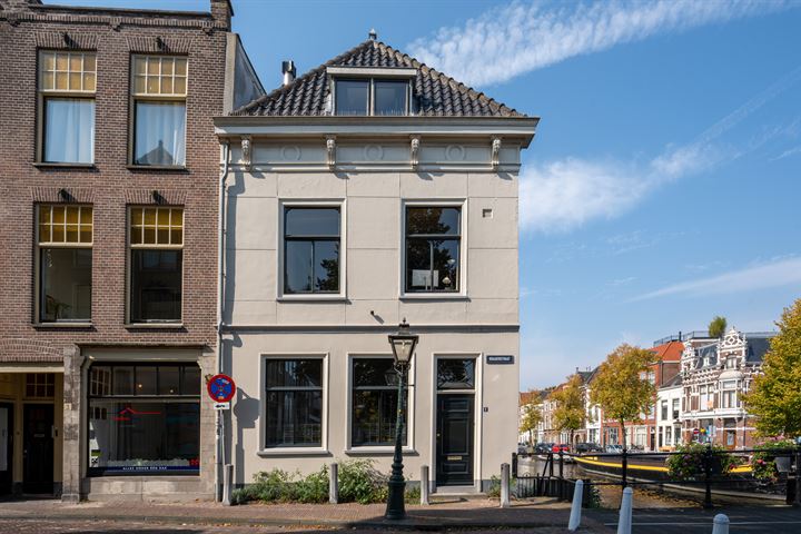 Kraaierstraat 1 in Leiden