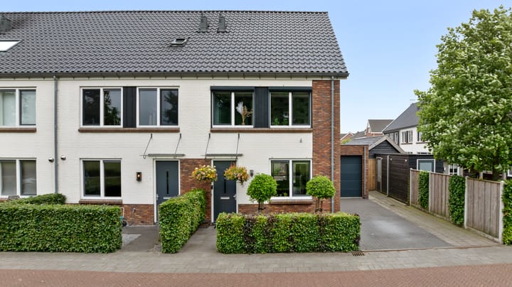 Kraaiheide 14 in Stroe
