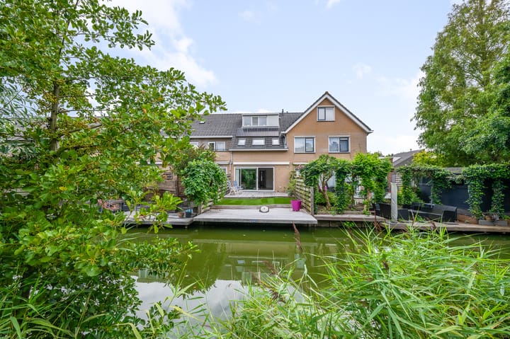 Photo of property Krakeend 40, Uithoorn
