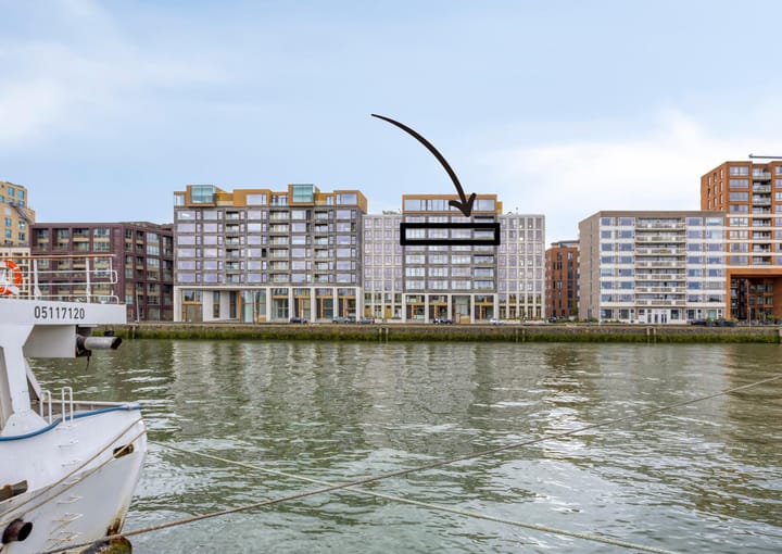 Kratonkade 576 in Rotterdam photo