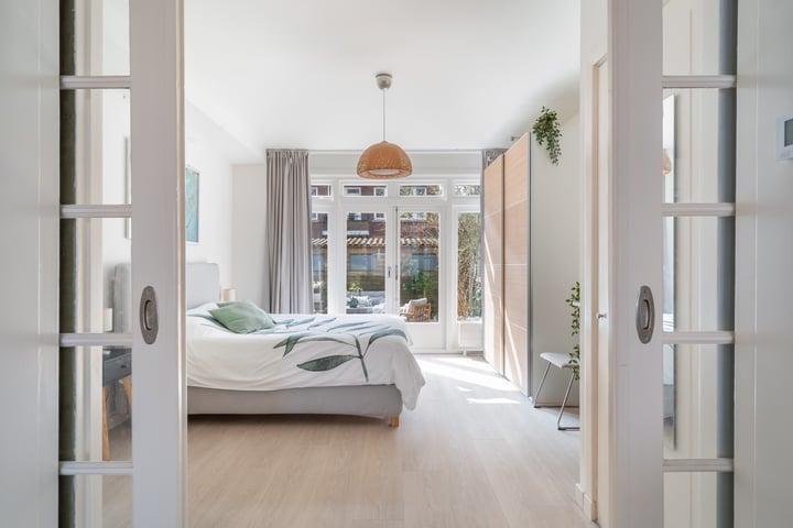 Photo of property Krekelstraat 10B, Rotterdam
