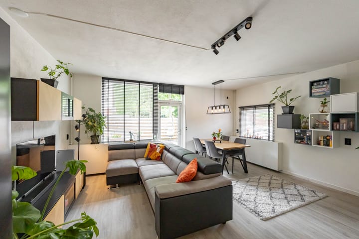 Photo of property Kremersheerd 77, Groningen