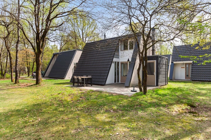 Photo of property Krimweg 140A-83, Hoenderloo