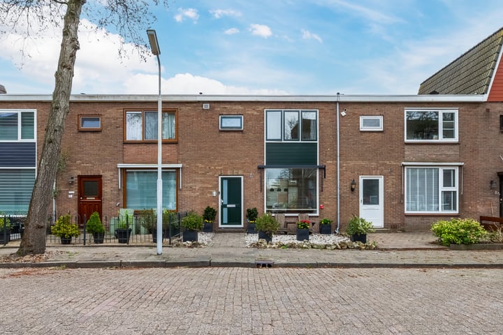 Photo of property Krokusstraat 14, Wormerveer