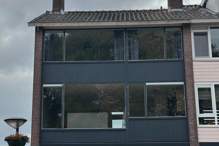 Kromme Nering 8 in Heerjansdam Foto