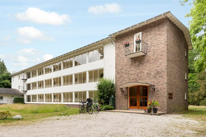 Kroonlaan 52 in Hilversum foto