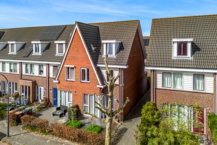 Photo of property Kruiskamplaan 78, Uitgeest