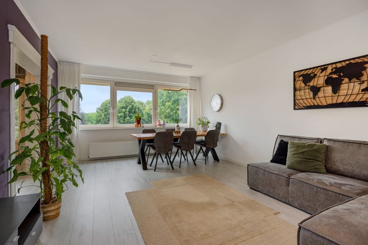 Photo of property Kruiskampsingel 43, 's-Hertogenbosch