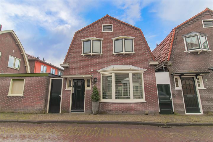 Kruislaan 1 in Enkhuizen