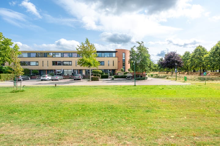 Photo of property Kruisvaardersland 70, Houten