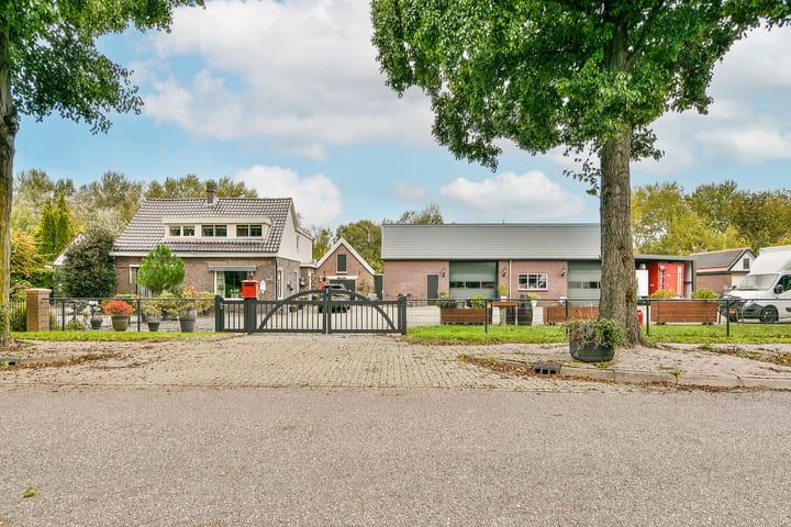 Kruisweg 1595 in Cruquius