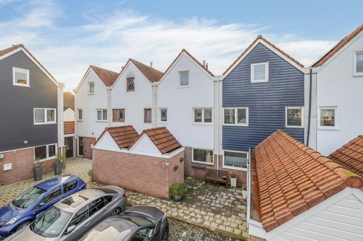 Photo of property Kruiszwin 2204, Julianadorp