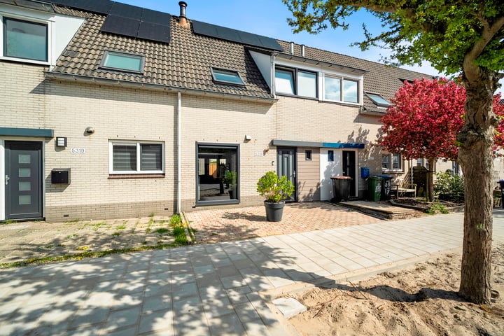 Photo of property Kruiszwin 5318, Julianadorp