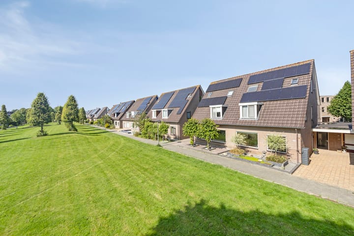 Photo of property Kruizemunt 94, Dronten