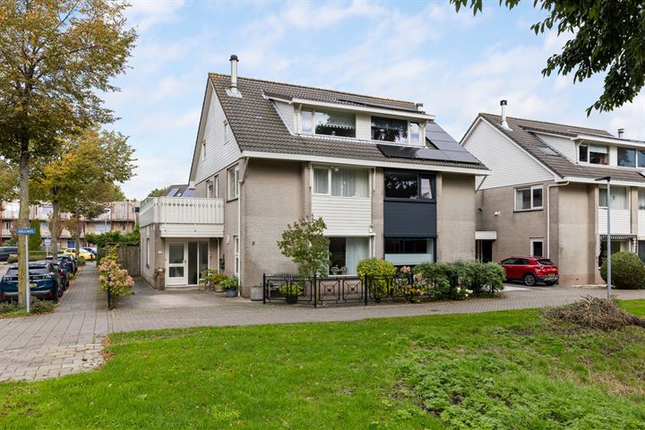 Photo of property Krulmos 1, Bergschenhoek