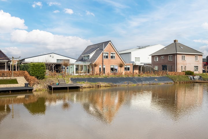 Photo of property Kryptonstraat 24, Rijssen